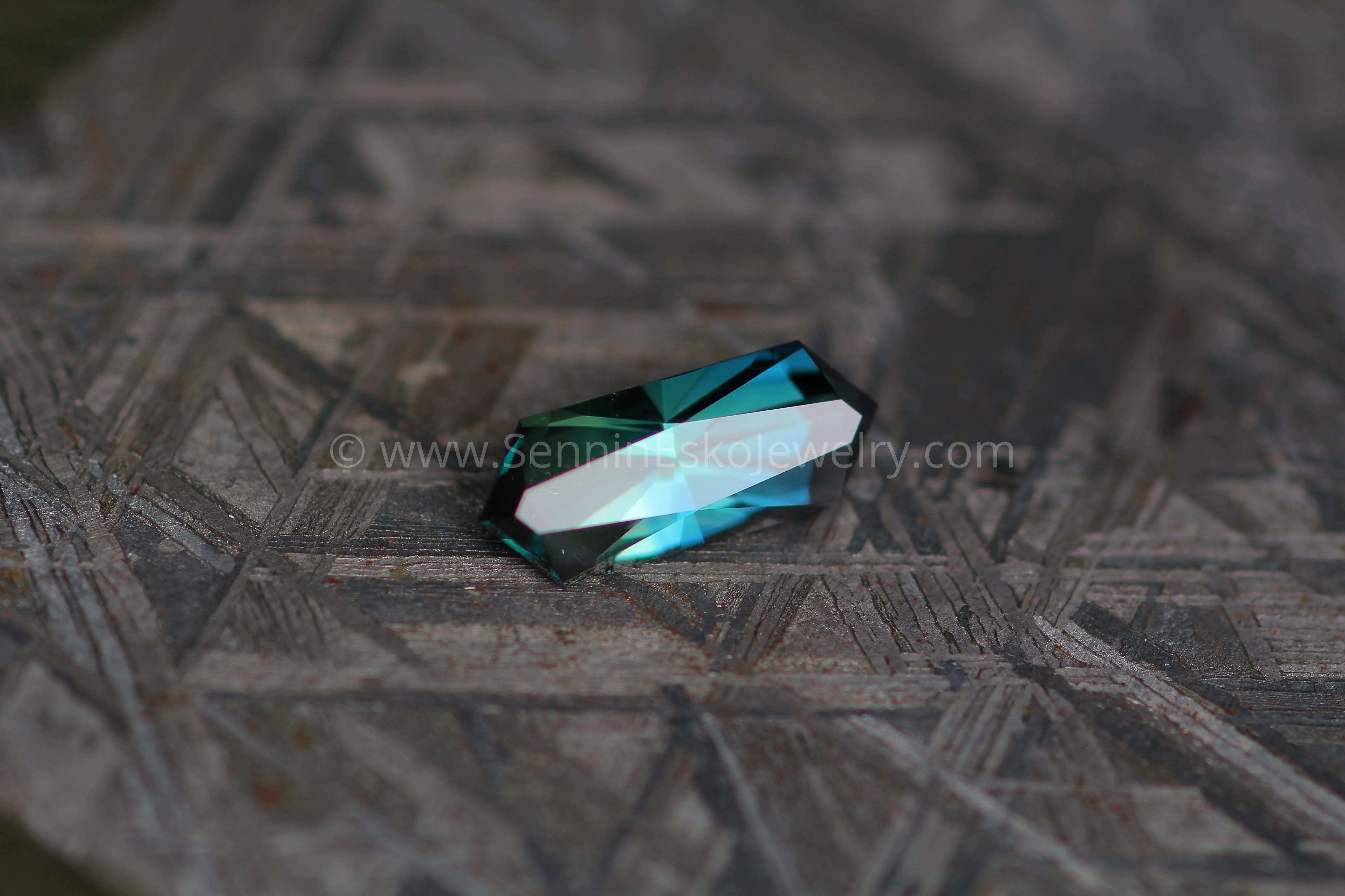 1.7 carat Parti Yellow/Blue Sapphire Hexagon - Scissor Cut, 11.2x4.4mm
