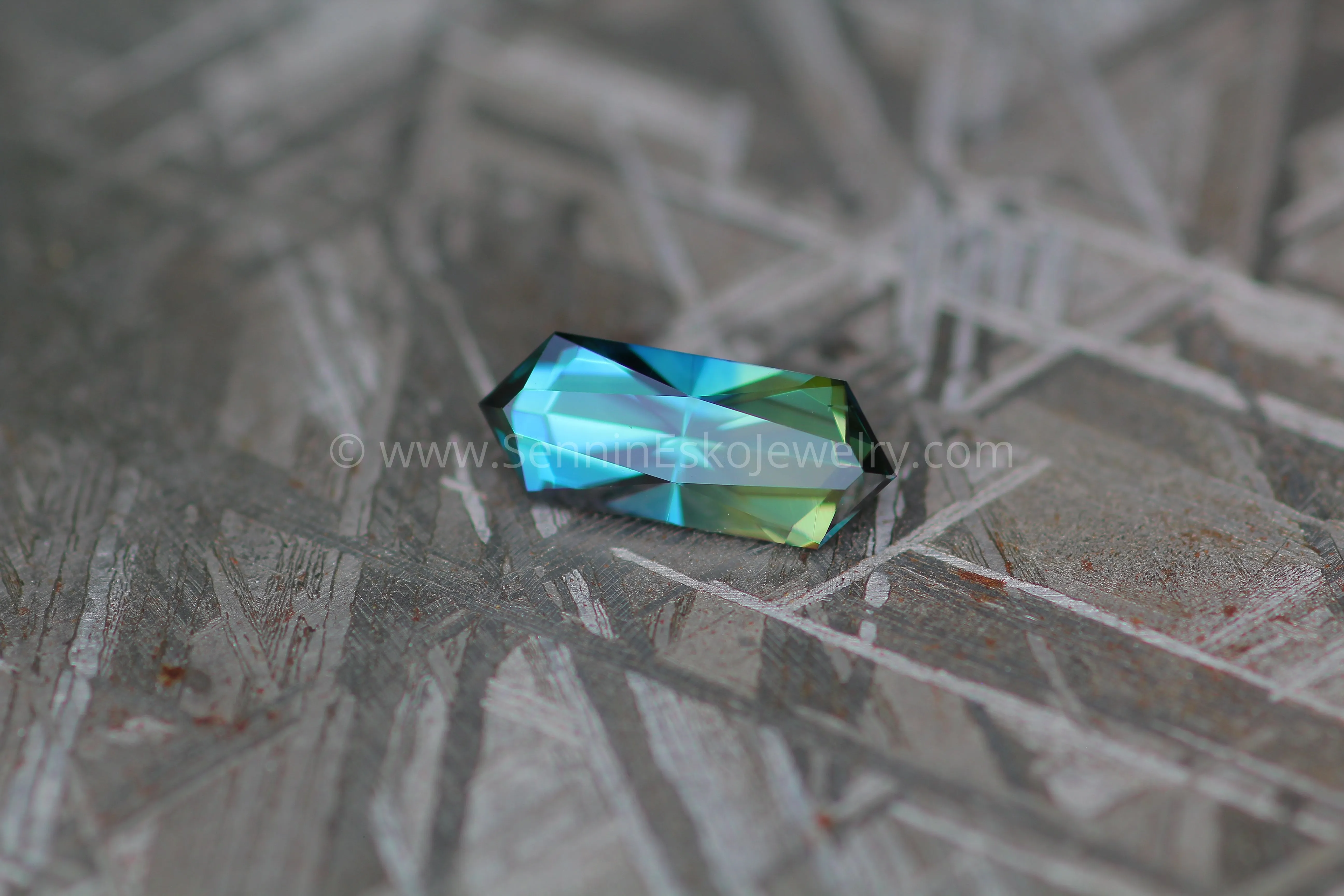1.7 carat Parti Yellow/Blue Sapphire Hexagon - Scissor Cut, 11.2x4.4mm