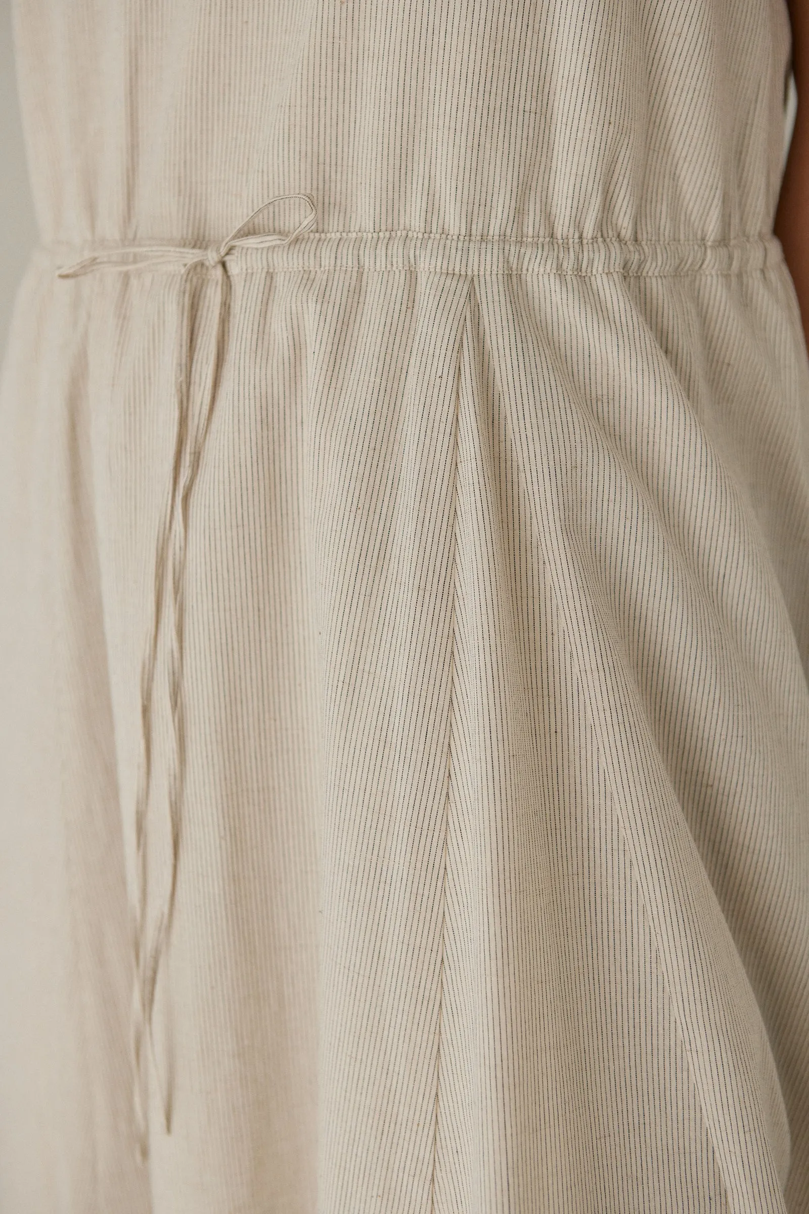 Bistro Dress -- Cotton Linen