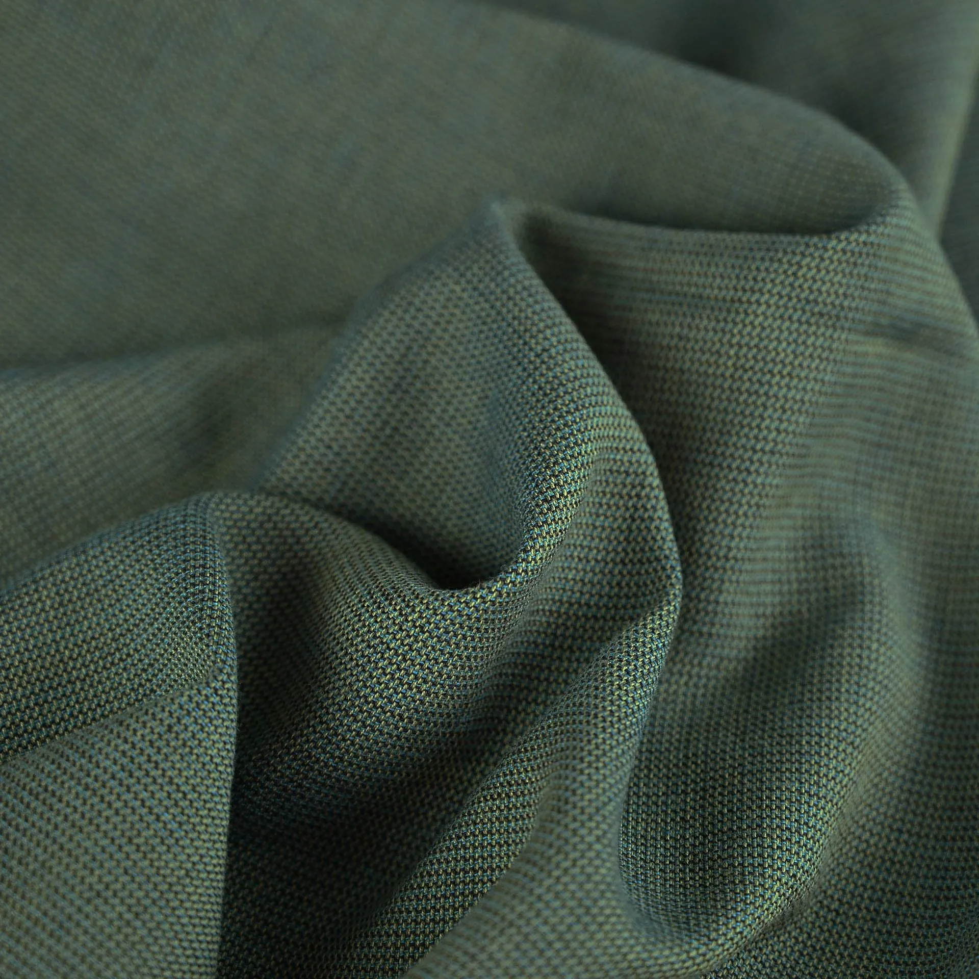 Green Cotton Blend Fabric 5538